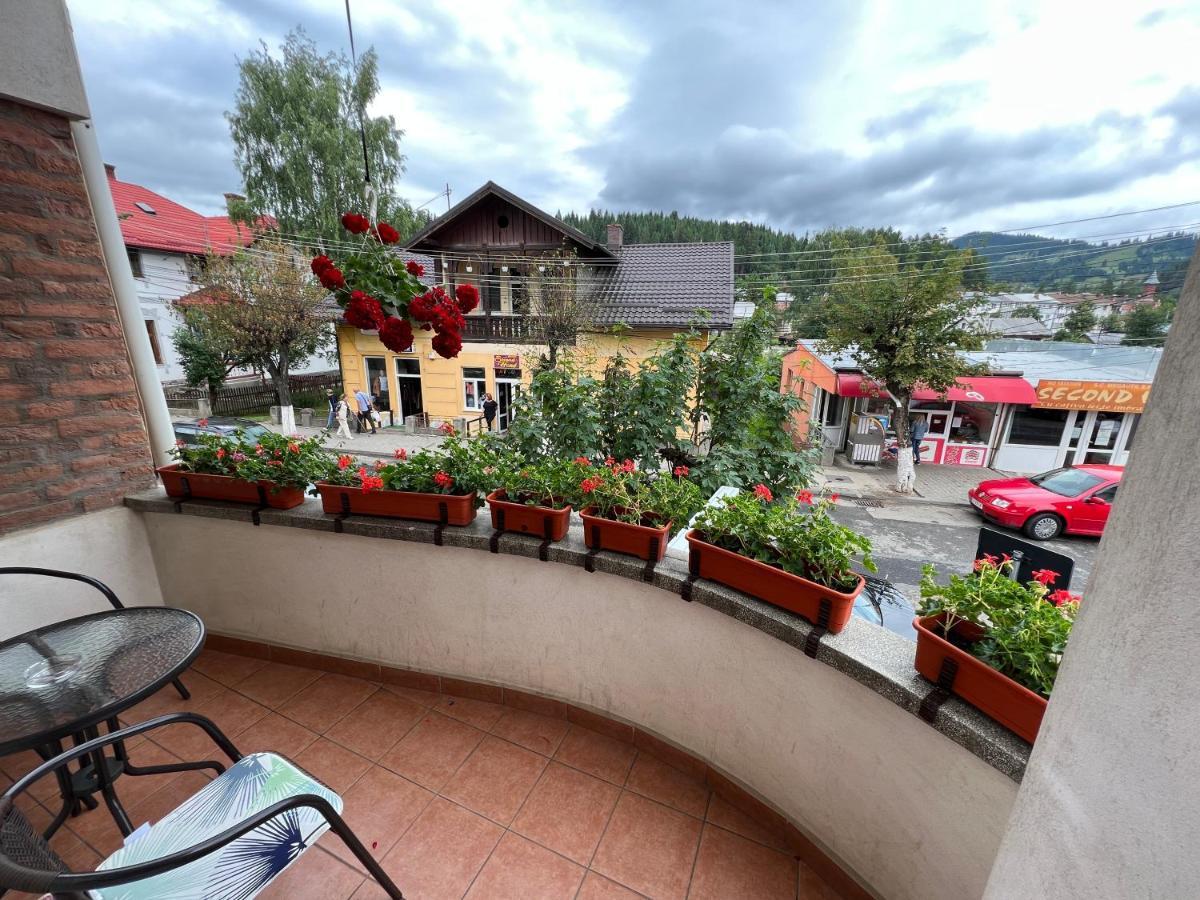 Hotel Belvedere Vatra Dornei Exteriör bild